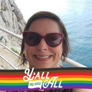 Meet your Posher, Carla